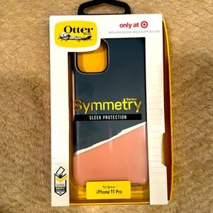 OtterBox iPhone 11 Pro Symmetry Case